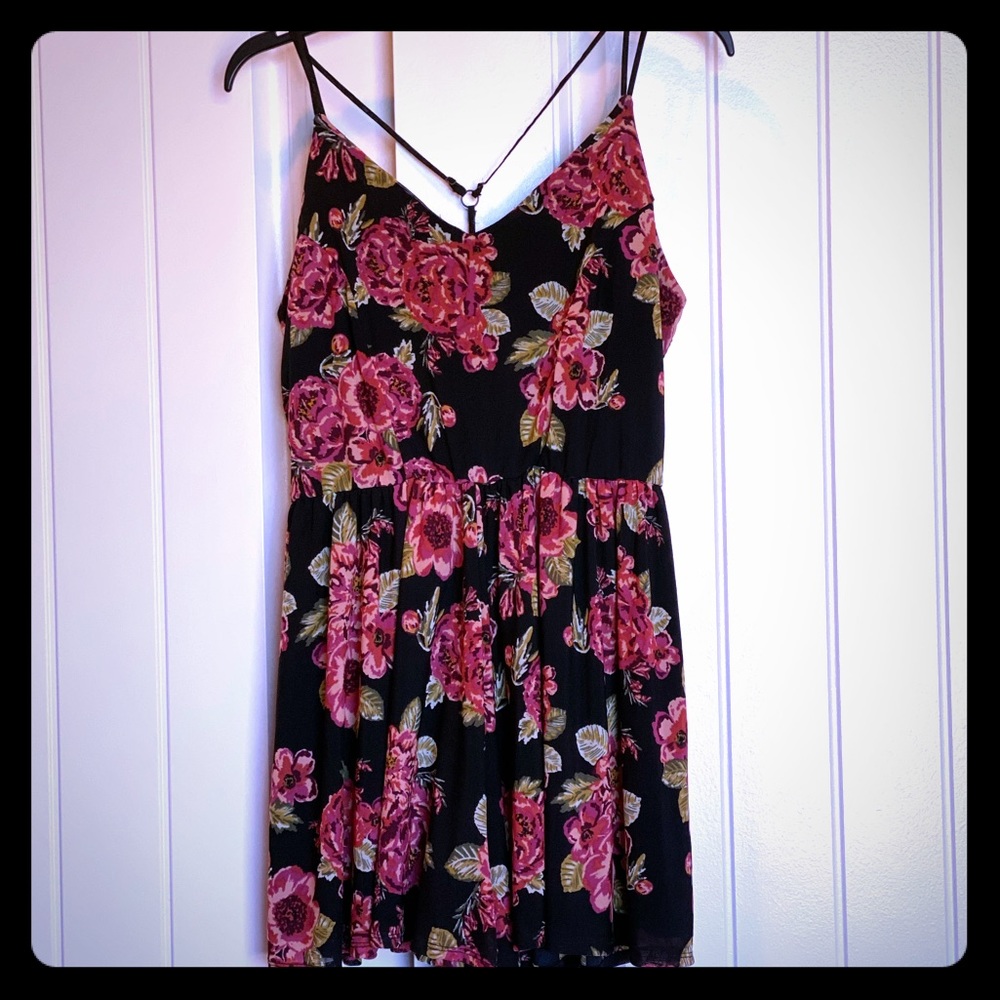 Cute Thin Strapped Comfortable Romper - image 1